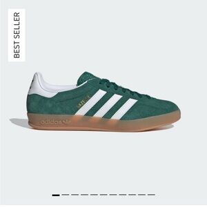 NWT green suede Gazelles size women’s 7 (EU 38)